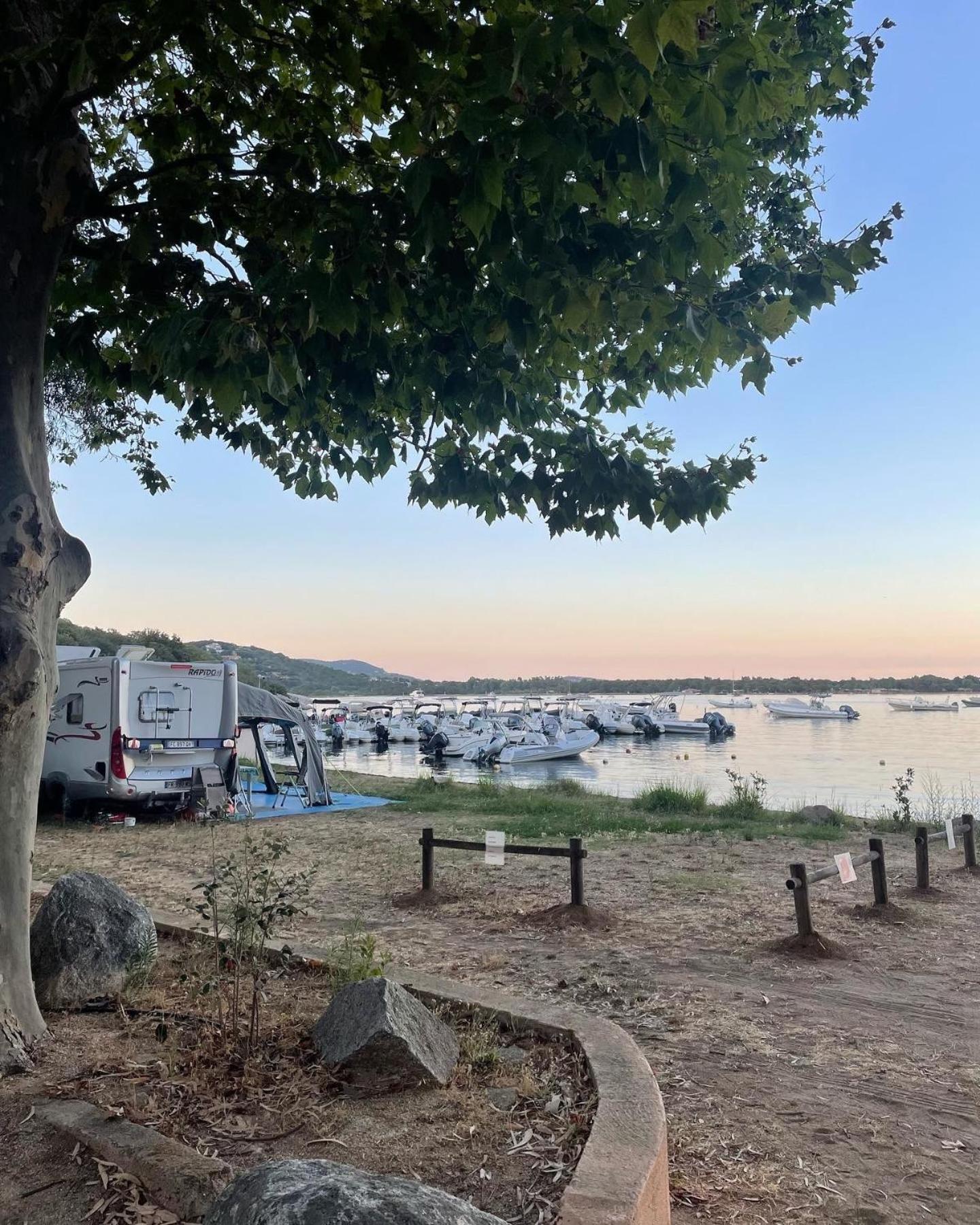 Camping La Baie Des Voiles 维琪奥港 外观 照片